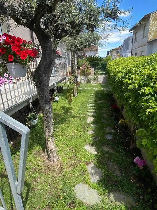 Apartment La Casetta Di Lulu Torre del Lago Puccini